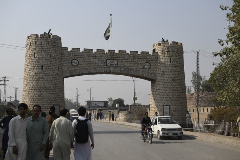 Pakistan Highlights gallery image 2